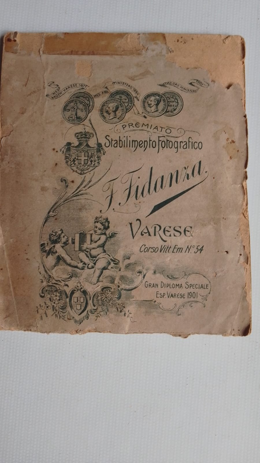 Retro cartoncino Studio Fotografico F. Fidanza Varese 1901 Gran Diploma genealogia datazione fotografia storica